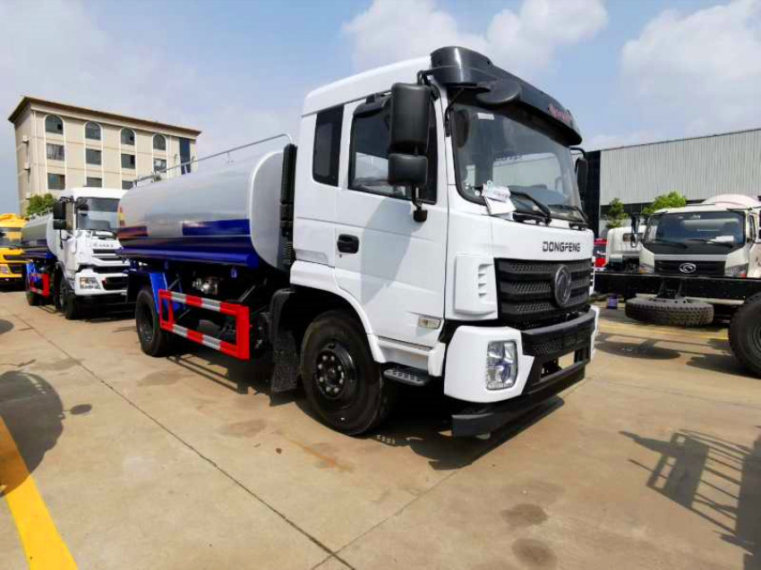 �����О�ˮ܇�������О�ˮ܇�N���������О�ˮ܇�S�҃r���r