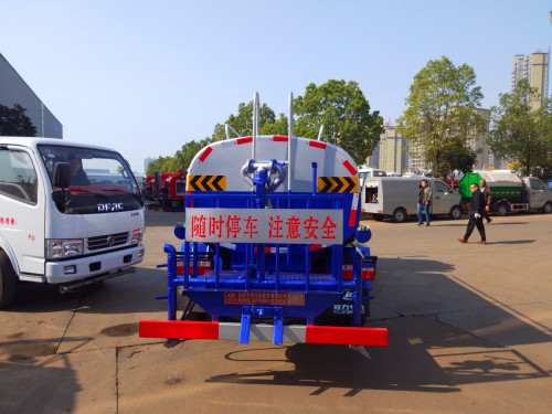 5����ˮ܇�DƬ��λչʾ