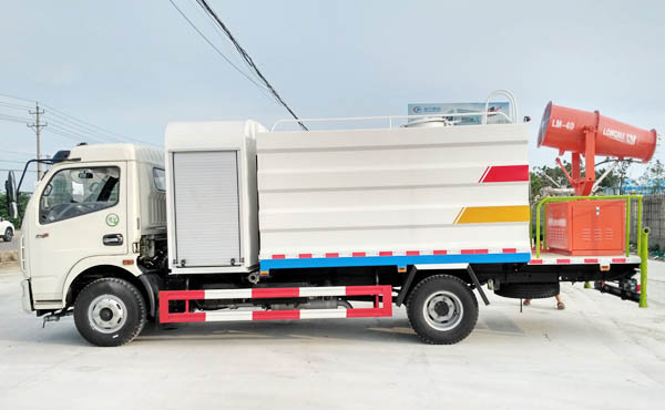 ���Fʽ��ˮ܇