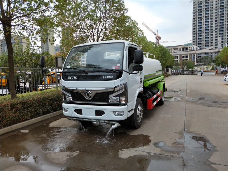 �|�L(f��ng)С������5����ˮ܇