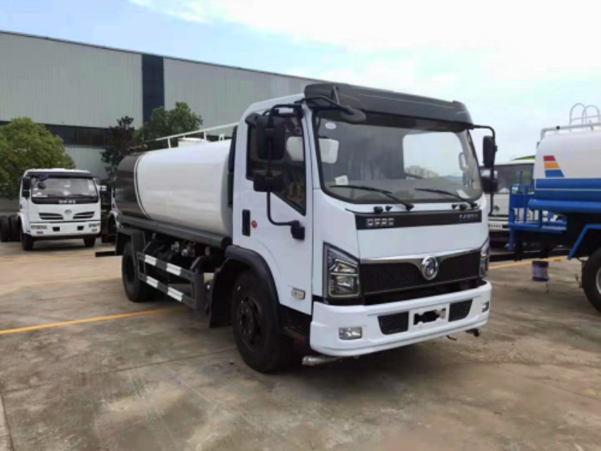 �|�L(f��ng)�������8����ˮ܇(ch��)-��(gu��)��8������ˮ܇(ch��)�S��ֱ�N(xi��o)-�|�L(f��ng)��܇(ch��)���F(tu��n)��˾