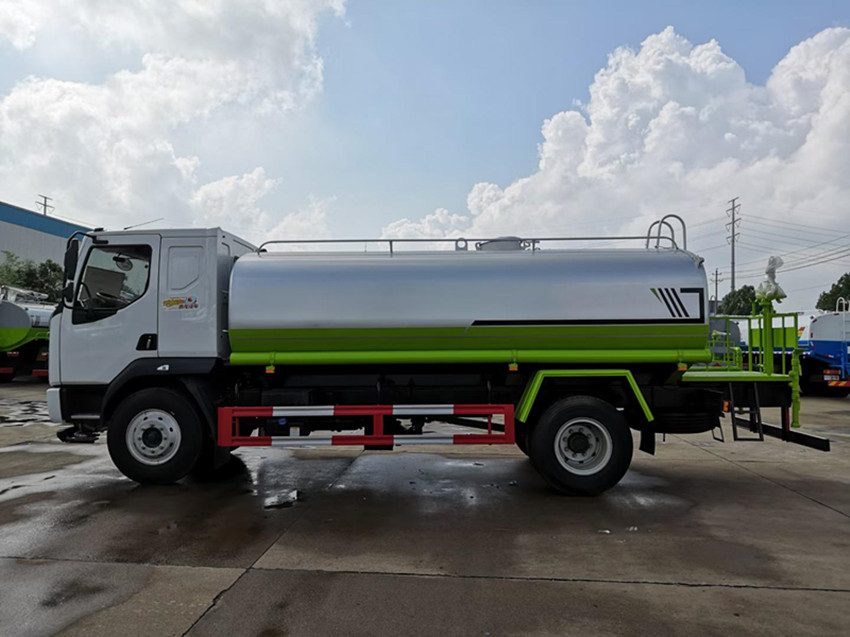 �|�L(f��ng)��������12����ˮ܇