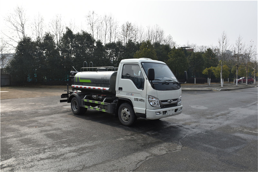 ����2.8���{(l��n)�ƞ�ˮ܇�S�҃r(ji��)�� С�͞�ˮ܇�S��ֱ�N