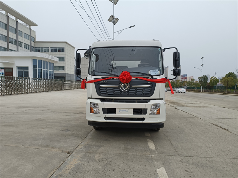 �|�L(f��ng)���\��ʽ����܇-�|�L(f��ng)���\���s����վ�D(zhu��n)�\܇