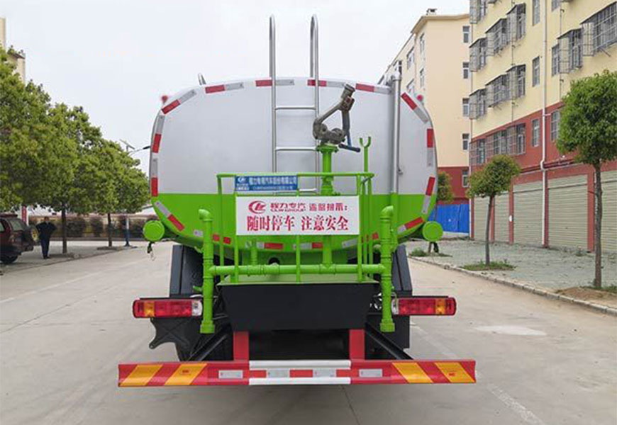 �W�����p��18����ˮ܇�DƬ